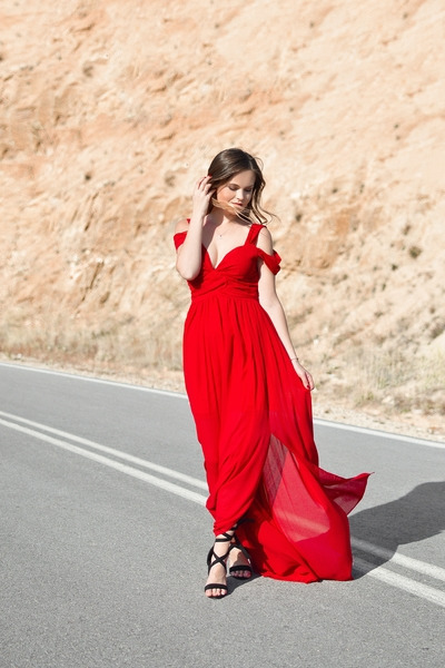 Rojo: Outfits, Looks y Combinaciones Mujer | Bantoa