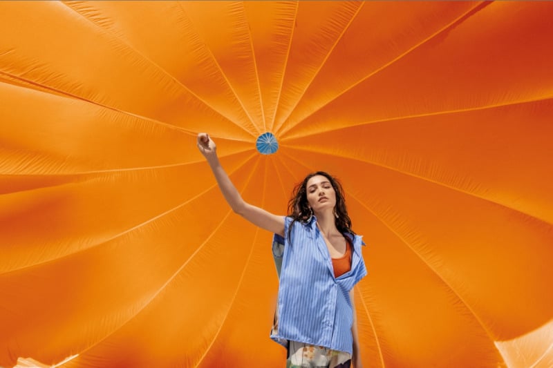 DIXIE SUMMER COLLECTION: Up in the air