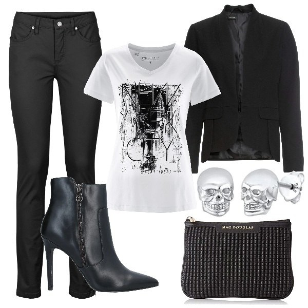 Outfit donna - Plus size anima rock. Stile Rock per Serata fuori. Abbinamento con jeans, t-shirt, blazer, stivaletti, pochette, orecchini.