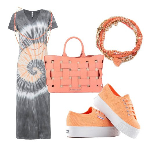 Outfit donna - Sneakers in lungo. Stile Basic per Scuola/Università. Abbinamento con vestiti, borse a mano, sneakers alte, collane, braccialetti.