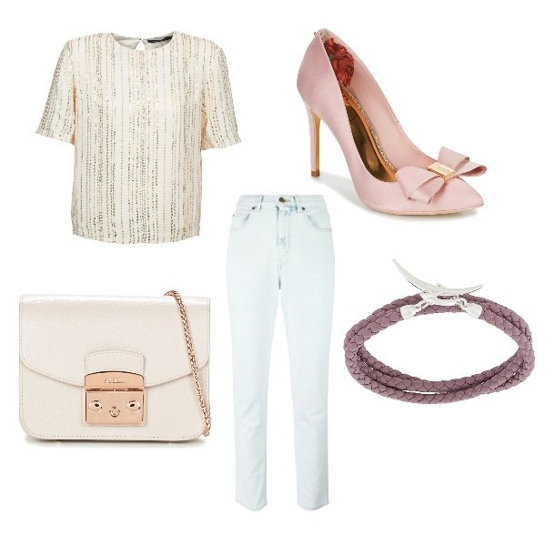 Outfit donna - Urban #3968. Stile Urban per Tutti i giorni. Abbinamento con camicie, borsa a tracolla mini beige, scarpe rosa, bracciale viola e argento, jeans con cintura vita alta cropped in denim con nodi oro.