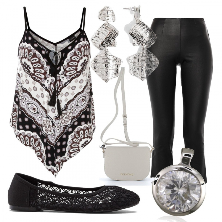 Outfit donna - Casual #346. Stile Casual per Mare. Abbinamento con ballerine, cintura con borchie e fibbia argento e verde, orecchini, pantaloni, clutch, ciondoli.