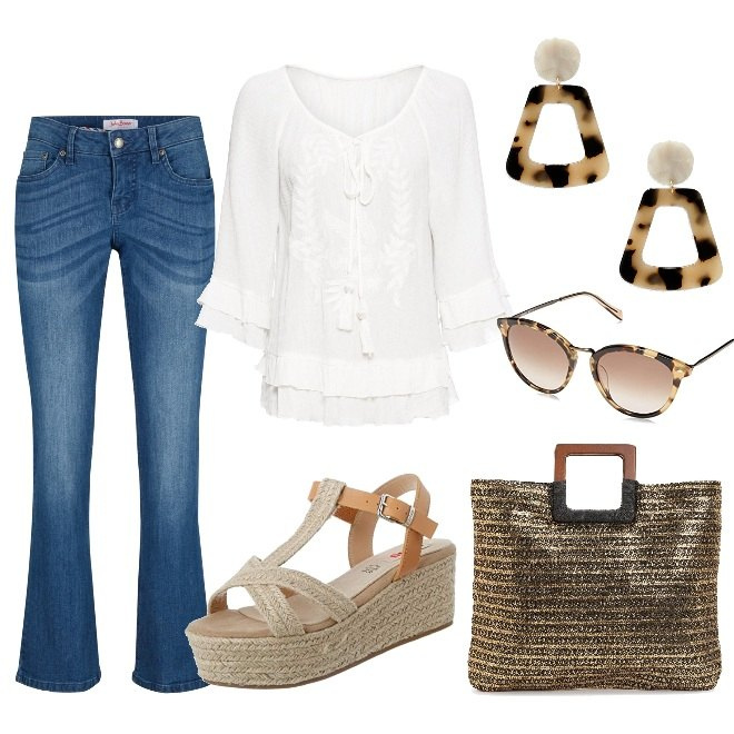 Outfit femme - Juillet 2021 Entre boho et 70\'. Style Boho pour Tous les jours. Assortir avec tuniques, jean bootcut, sacs tote, sandales à talon, lunettes de soleil, boucles d'oreilles.