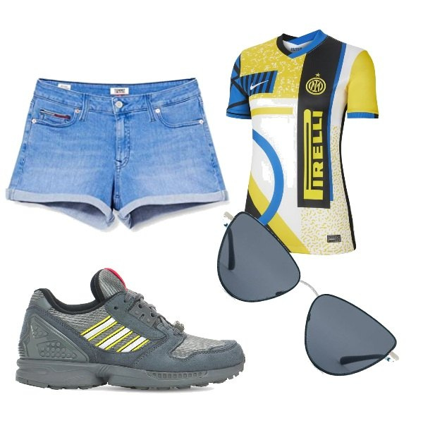 Outfit donna - Total look. Stile Sporty chic per Sport. Abbinamento con shorts, occhiali da sole, sneakers, maglieria.