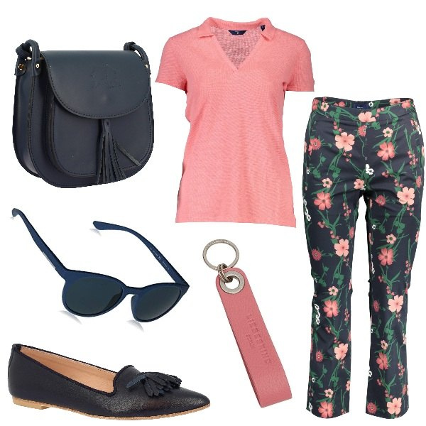 Outfit donna - Special Partners Bantoa Luglio 2021. Stile Casual per Tutti i giorni. Abbinamento con ballerine, borse a tracolla, pantaloni, portachiavi, polo, occhiali da sole.