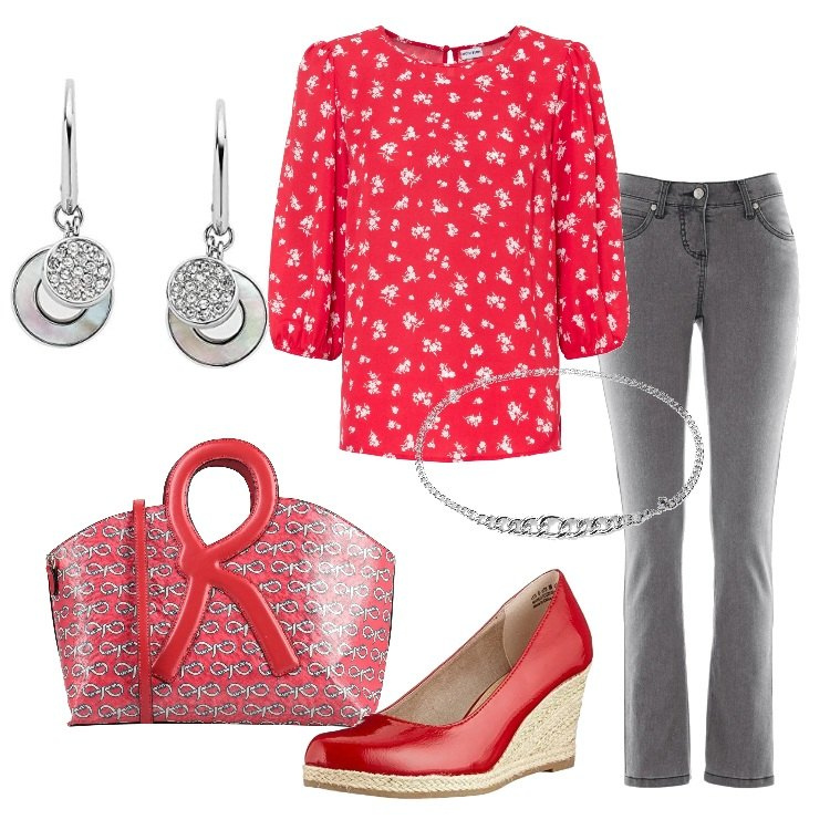 Outfit donna - Jeans e blusa in chiffon. Stile Casual chic per Tutti i giorni. Abbinamento con jeans slim fit, tuniche, borse a mano, cinture, scarpe col tacco, orecchini.
