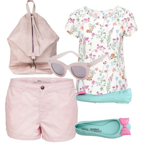 Outfit donna - Il fiocco rosa. Stile Trendy per Ufficio. Abbinamento con bluse, zaino con zip rosa, occhiali da sole, ballerine contrasto senza tacco interno sfoderato con punta tonda tinta unita, shorts con nodi rosa.