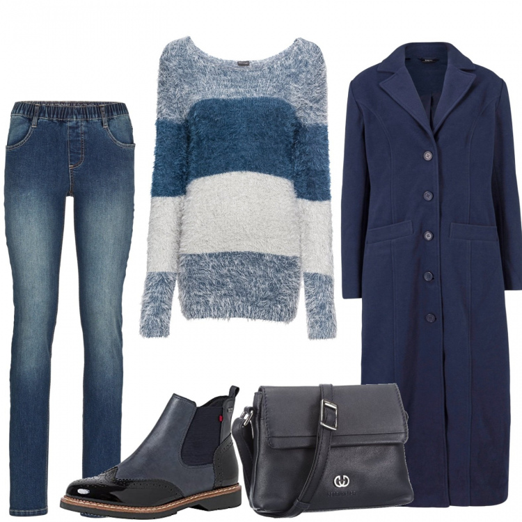 Outfit donna - Il pullover peloso. Stile Trendy per Scuola/Università. Abbinamento con jeggings, maglieria, cappotti, stivaletti chelsea, borse a tracolla.