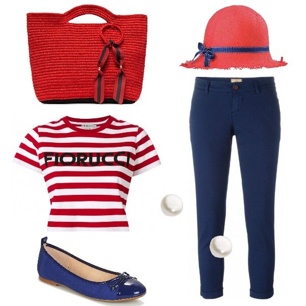 Outfit donna - Un tocco parigino. Stile Bon Ton per Tutti i giorni. Abbinamento con cappello con laccetti tinta unita, ballerine blu, borsa a mano con fiocco contrasto taglia unica rosso, pantalone cropped blu, t-shirt taglio dritto a righe girocollo con orlo rosso e bianco, orecchini a perno con perle farfallina effetto lucido argento.