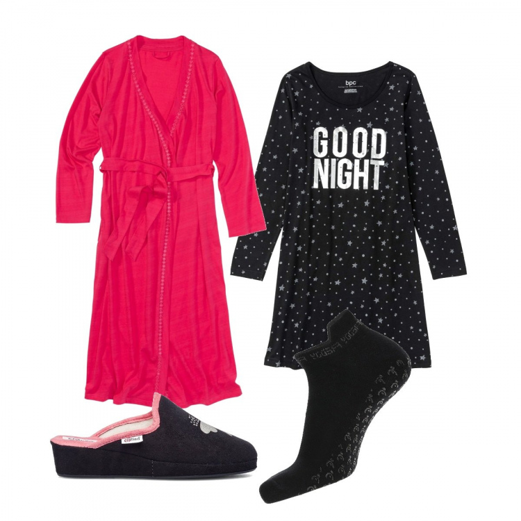 Outfit donna - Good Night Moon. Stile Basic per Tutti i giorni. Abbinamento con accappatoi, camicie da notte, calzini, pantofole.