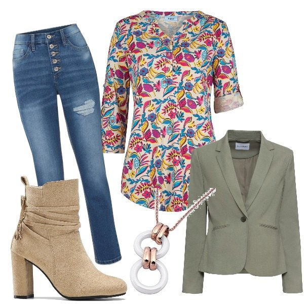 Outfit femme - Shopping. Style Tendance pour Tous les jours. Assortir avec blazers, t-shirts, jean boyfriend, bottines, colliers.
