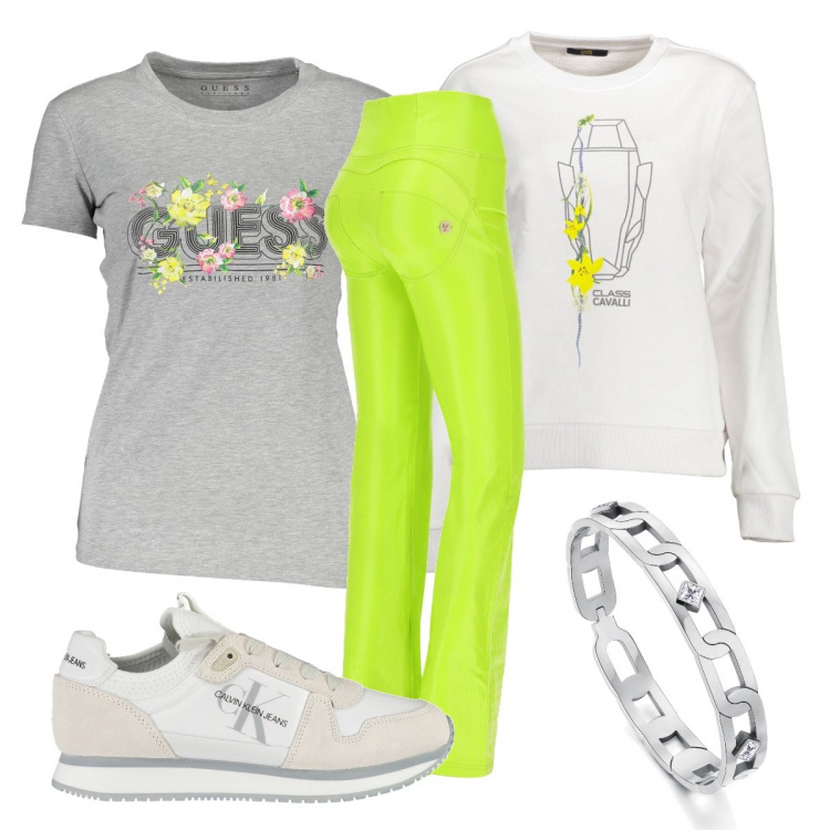 Outfit donna - Bella vista. Stile Sporty chic per Tutti i giorni. Abbinamento con braccialetti, pantaloni skinny, t-shirt, sneakers, felpe.