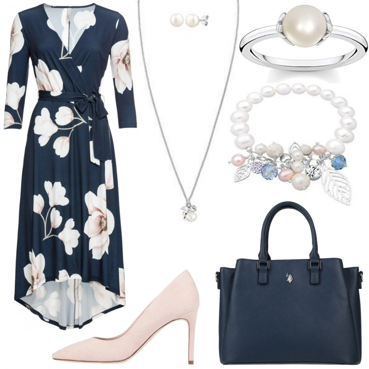 Outfit donna - Festa della donna in blu. Stile Chic per Tutti i giorni. Abbinamento con vestiti lunghi, borse a mano, décolleté, braccialetti, anelli, ciondoli.
