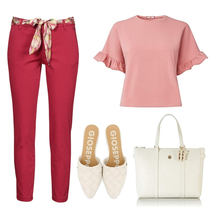 Outfit donna - Total look #1312721. Stile Casual chic per Tutti i giorni. Abbinamento con pantaloni chino, ballerine, t-shirt, borse tote.
