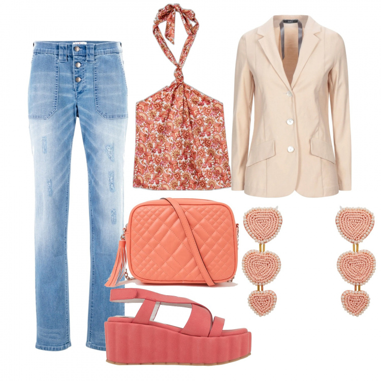Outfit donna - Pranzo con le amiche. Stile Casual chic per Tutti i giorni. Abbinamento con jeans boyfriend, sandali in pelle, blazer, orecchini, borse a tracolla, top.