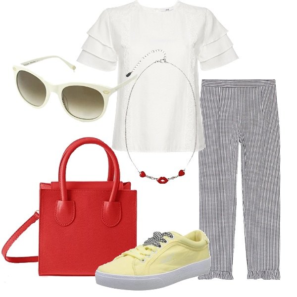 Outfit donna - Aspettando il Prime Day Amazon. Stile Bon Ton per Tutti i giorni. Abbinamento con pantalone con volant a quadri cropped nero, t-shirt con scollo bianco, borsa a mano rosso, scarpe da ginnastica giallo, collana, occhiali da sole beige.