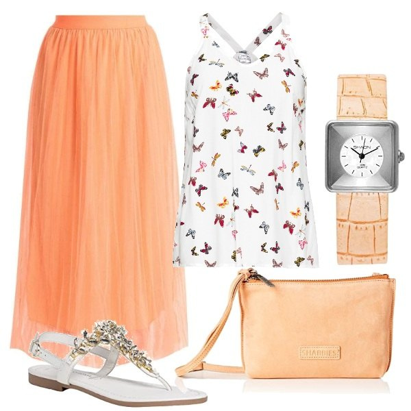Outfit donna - La gonna in tulle per tutti i giorni. Stile Casual chic per Tutti i giorni. Abbinamento con top, gonne lunghe, sandali, orologi analogici, borse a tracolla.