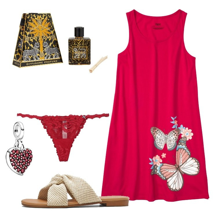 Outfit donna - Un sabato a casa. Stile Casual per Tutti i giorni. Abbinamento con camicie da notte, ciabatte, perizomi, profumi, ciondoli.