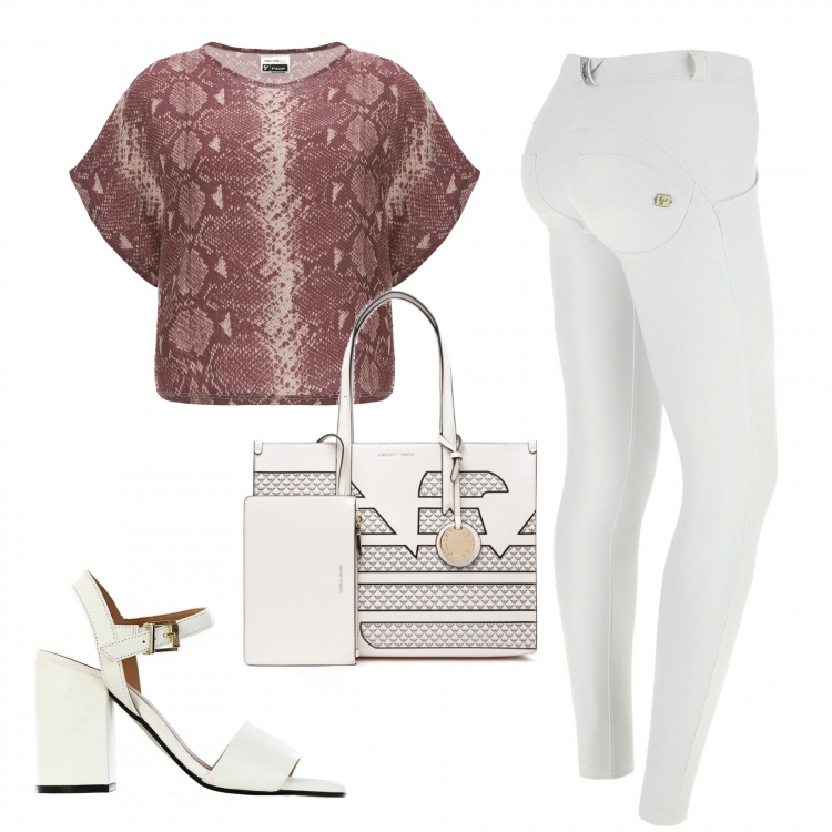 Outfit donna - Freddy sales. Stile Basic per Tutti i giorni. Abbinamento con shopping bag, sandali in pelle, maglieria, pantaloni skinny.