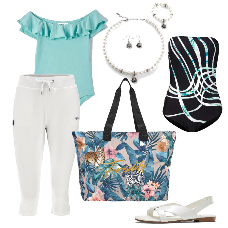 Outfit donna - Love boat in August. Stile Basic per Mare. Abbinamento con sandali, costumi interi, braccialetti, t-shirt, borse tote, pantaloni.