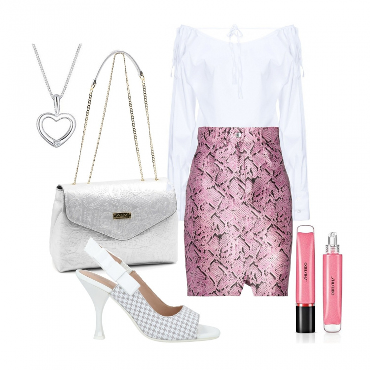 Outfit donna - La mini trendy. Stile Trendy per Tutti i giorni. Abbinamento con minigonne, bluse, sandali in pelle, borse a tracolla, ciondoli, gloss.