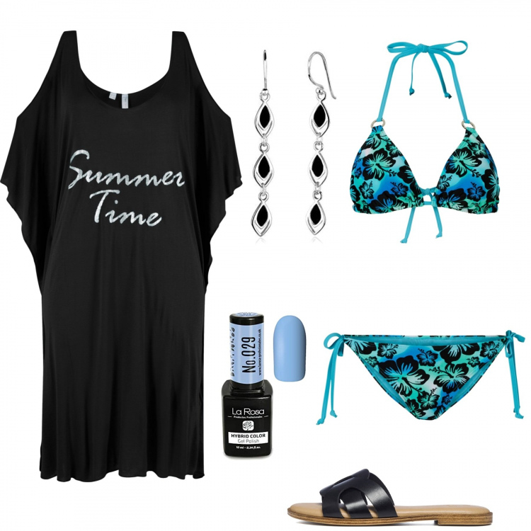 Outfit donna - Trendy al mare. Stile Glamour per Mare. Abbinamento con vestiti da spiaggia, bikini, ciabatte, orecchini, smalti.
