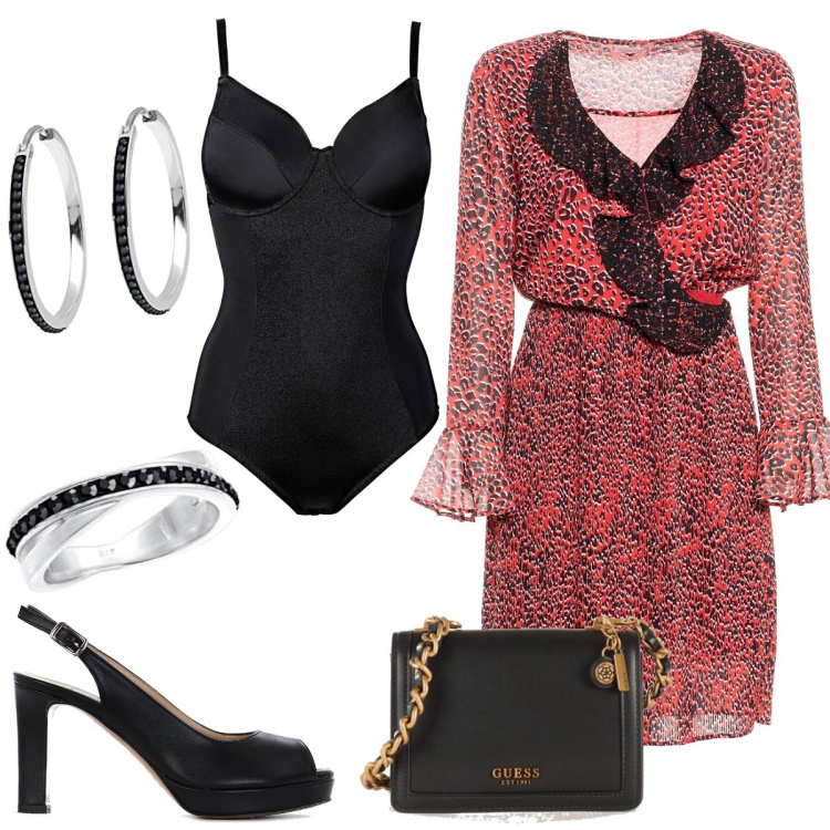 Outfit donna - Cena con amici. Stile Chic per Serata fuori. Abbinamento con body, scarpe col tacco, vestiti corti, borse a tracolla, orecchini, anelli.