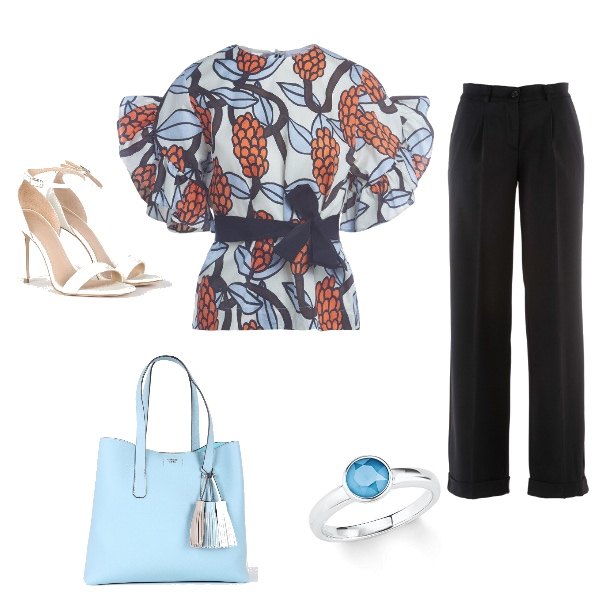 Outfit donna - Agosto in citta’. Stile Trendy per Tutti i giorni. Abbinamento con pantaloni, shopping bag, sandali, blusa con balze e stampa multicolore, anello argento.