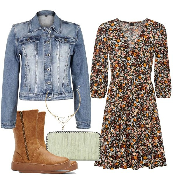 Outfit donna - Lauracabrerapisano. Stile Boho per Tutti i giorni. Abbinamento con stivali, vestiti, giacche, portafogli, ciondoli.