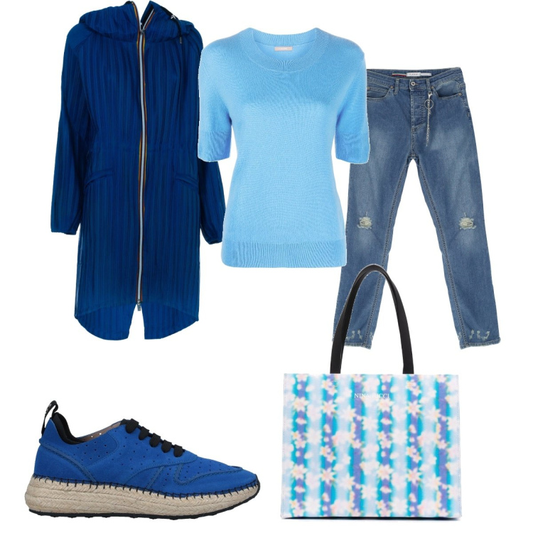 Outfit donna - Maglioncino azzurro. Stile Casual per Tutti i giorni. Abbinamento con espadrillas, jeans, parka, borse tote, top.