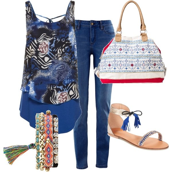 Outfit donna - Richiami etnici. Stile Basic per Tutti i giorni. Abbinamento con jeans skinny, maglia fantasia, borsa a mano lunga fantasia beige, braccialetti, sandali oro.