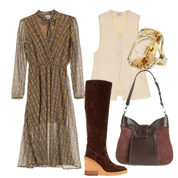 Outfit donna - Vestito midi e gilet. Stile Romantica per Tutti i giorni. Abbinamento con stivali, borse a spalla, vestiti midi/longuette, gilet, anelli.