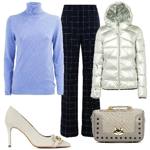 Outfit donna - OFF-Market - Christmas Edition 2022. Stile Casual chic per Tutti i giorni. Abbinamento con décolleté, pantaloni, piumini, maglieria, borse a tracolla.