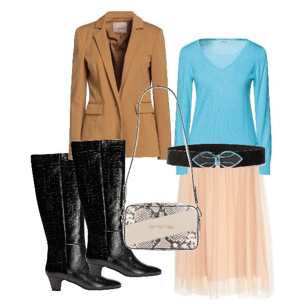 Outfit donna - Outif del giorno sabato. Stile Casual chic per Tutti i giorni. Abbinamento con cinture, blazer, stivali sopra il ginocchio, pullovers, gonne longuette, borse a spalla.