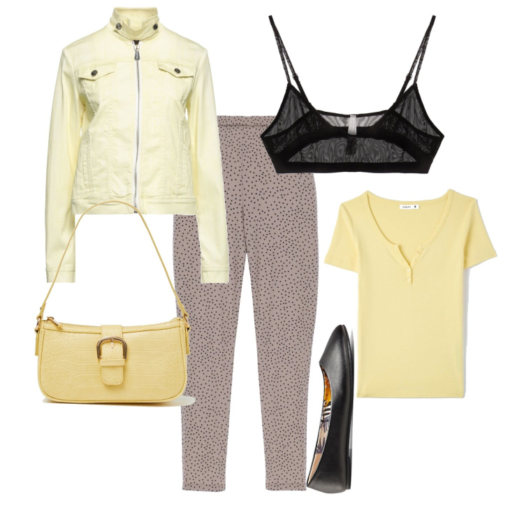 Outfit donna - La bralette sotto la tshirt. Stile Casual chic per Serata fuori. Abbinamento con ballerine, giacche, t-shirt, leggings, top, borse a spalla.