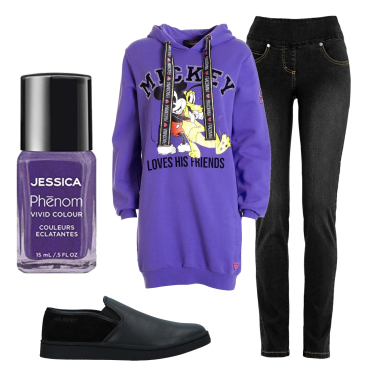 Outfit donna - Comoda con il felpone. Stile Urban per Tutti i giorni. Abbinamento con jeans, sneakers, felpe con cappuccio, smalti.