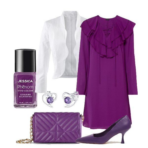 Outfit donna - Purple dream. Stile Chic per Serata fuori. Abbinamento con blazer, vestiti, borse a mano, décolleté, smalti, orecchini.