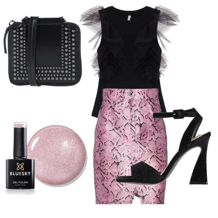 Outfit donna - Pitonato rosa. Stile Trendy per Serata fuori. Abbinamento con minigonne, sandali col tacco, borse a tracolla, canottiere, smalti.