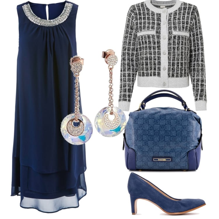 Outfit donna - Primavera curvy. Stile Casual chic per Serata fuori. Abbinamento con vestiti, mocassini effetto scamosciato blu, orecchini, borse a tracolla, décolleté.