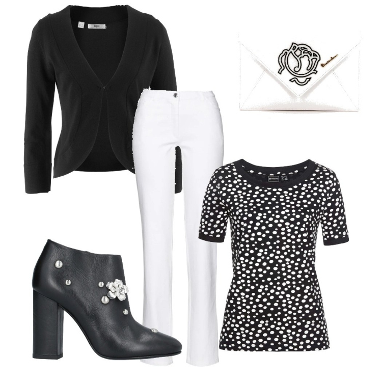 Outfit donna - Tronchetto. Stile Basic per Tutti i giorni. Abbinamento con pantaloni, blazer, t-shirt, stivaletti, pochette.