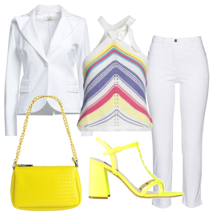 Outfit mujer - Casual chic #8800. Estilo Casual chic para Oficina. Combinación con pantalones capri, top, blazers, bolsos de mano, sandalias romanas.