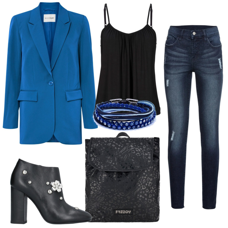 Outfit donna - Stasera in blu e nero. Stile Casual chic per Serata fuori. Abbinamento con jeans strappati, blazer, top, stivaletti, orologi, zaini.