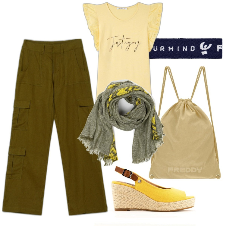 Outfit donna - Total look #1612168. Stile Sporty chic per Tutti i giorni. Abbinamento con t-shirt, décolleté, sciarpe, pantaloni cargo, braccialetti, zaini.
