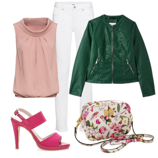 Outfit donna - Total look #1618716. Stile Romantica per Serata fuori. Abbinamento con top, jeans skinny, cappotti, sandali col tacco, borse a tracolla.