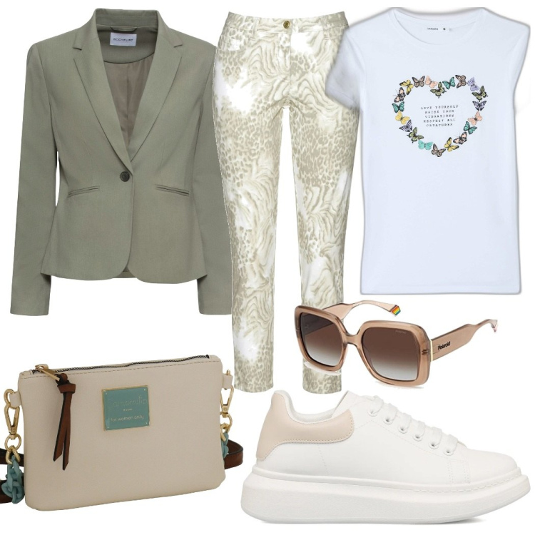 Outfit donna - Pomeriggio color salvia. Stile Sporty chic per Tutti i giorni. Abbinamento con blazer, pantaloni, t-shirt, sneakers, borse a tracolla, occhiali da sole.