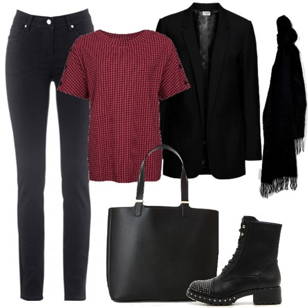 Outfit donna - Accademico. Stile Basic per Scuola/Università. Abbinamento con jeans slim fit, maglia con scollo a maniche corte rosso, blazer taglio dritto nero, stivaletti, shopping bag, sciarpa lunga in denim con nappine.