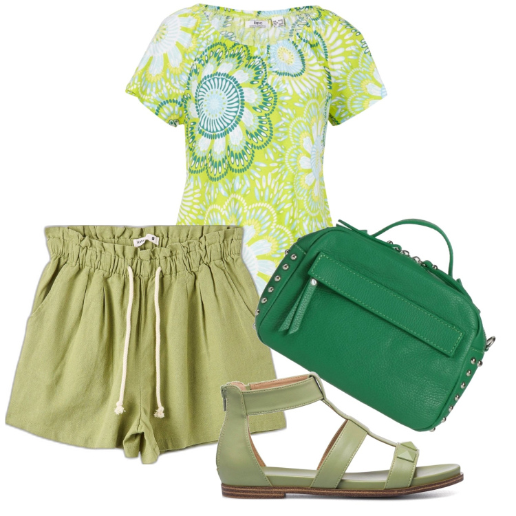 Outfit donna - Festa verde. Stile Casual per Tutti i giorni. Abbinamento con maglieria, borse a mano, shorts, sandali in pelle.