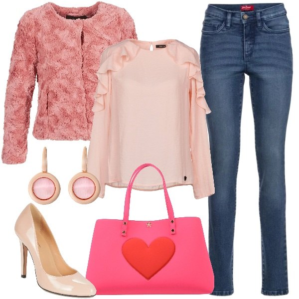 Outfit donna - Una giornata in rosa. Stile Trendy per Tutti i giorni. Abbinamento con jeans slim fit, blusa senza tasche con ruches collo tondo a maniche lunghe crêpe, borsa maxi contrasto doppio manico tinta unita, giacca rosa, scarpe beige, orecchini in argento 925 rosa.