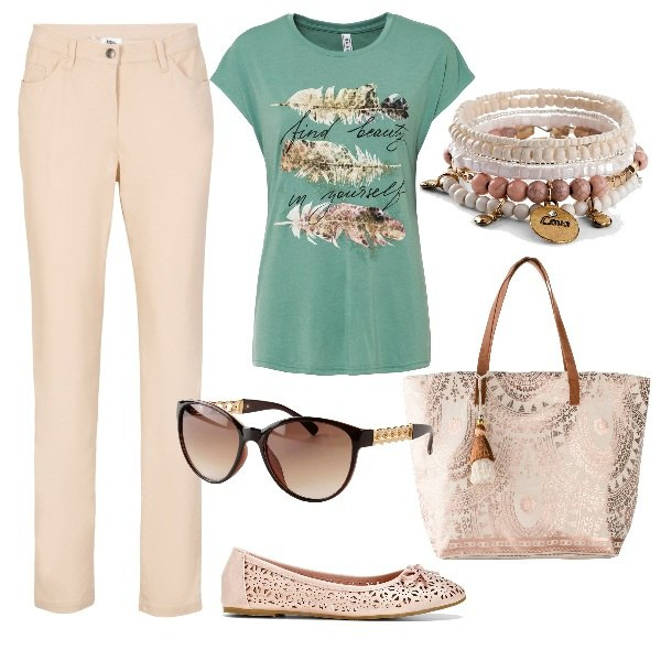 Outfit donna - Total look #1666388. Stile Minimal per Ufficio. Abbinamento con t-shirt, braccialetti, ballerine, pantaloni, shopping bag, occhiali da sole.