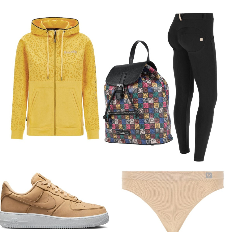 Outfit donna - Intimo Freddy. Stile Basic per Tutti i giorni. Abbinamento con zaini, perizomi, felpe con cappuccio, pantaloni skinny, sneakers.